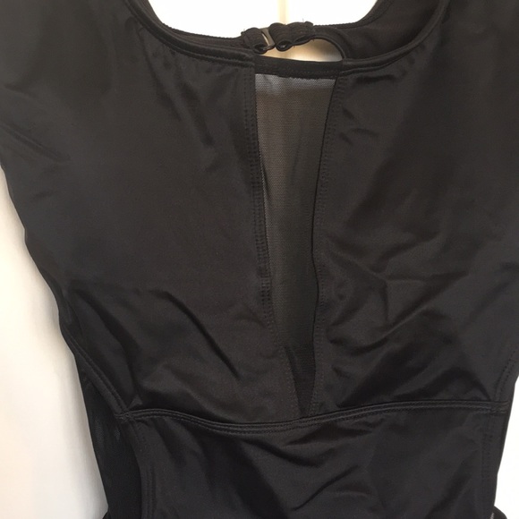 Beach Betty by Miracle Brands swim suit - Picture 2 of 4